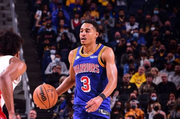 哈登愤怒拒快船投火箭